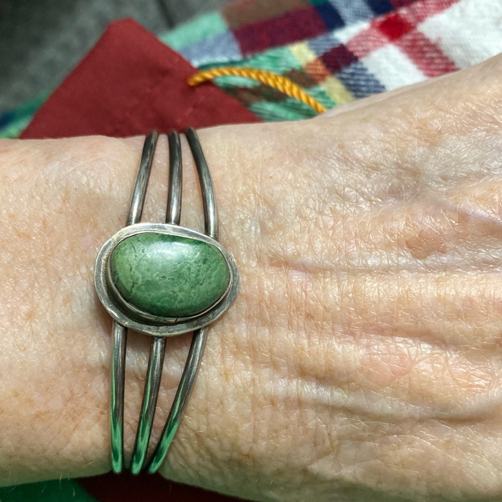 Sterling silver bracelet and ring set with green stone
